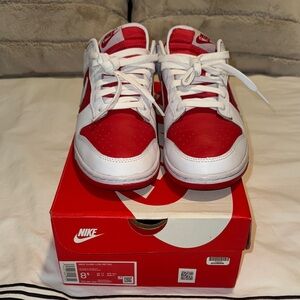 Nike Dunk University Red low top